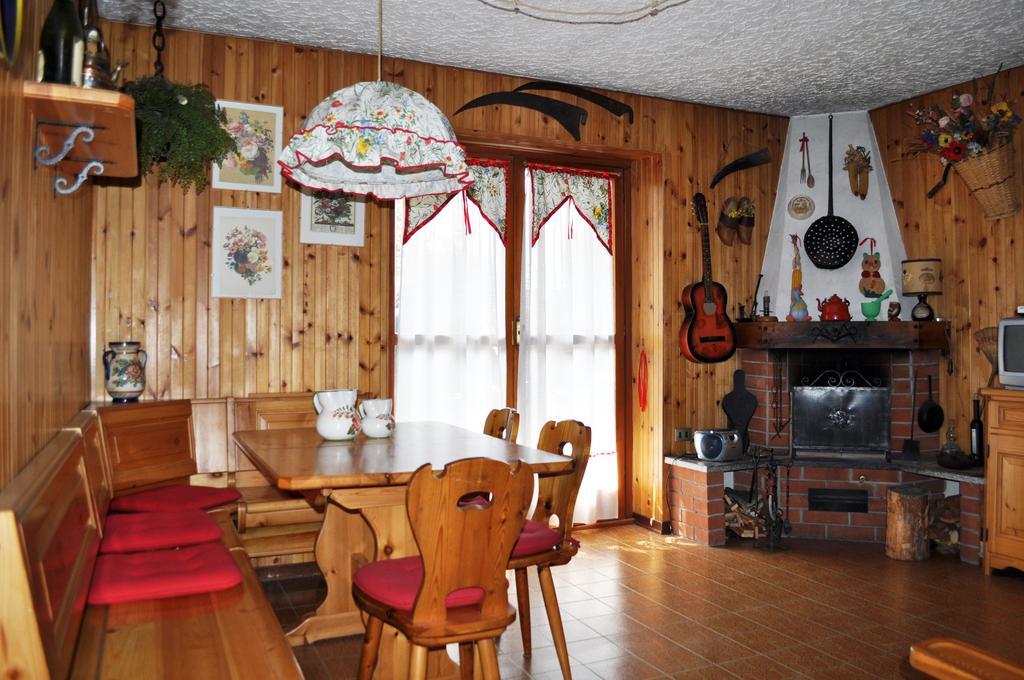 Rustico Nel Complesso Chapelle Apartment Sauze D'Oulx Exterior photo